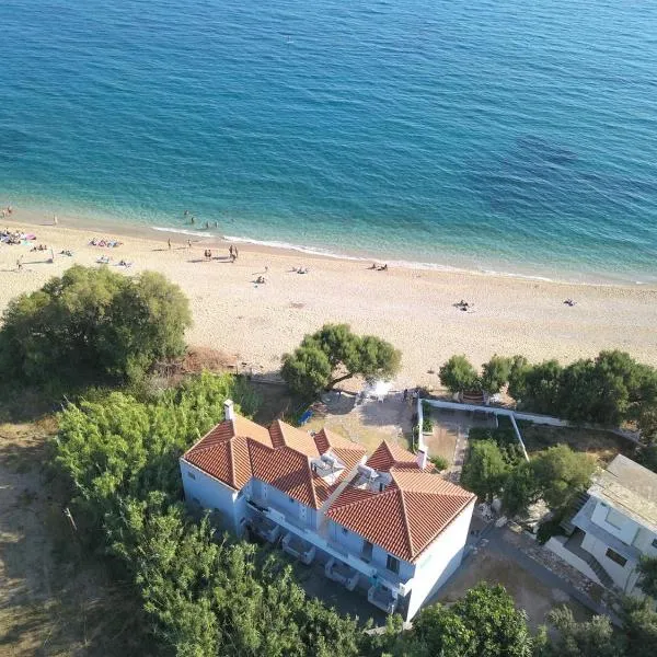 Pano sto Kyma Studios, hotel in Vatera