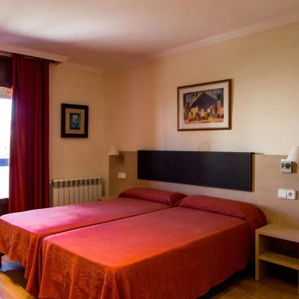 Hostal Casa Manolo, hotel en Sant Rafel del Riu