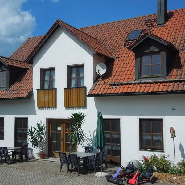 Ferienwohnung Scherr, hotel v destinaci Neunburg vorm Wald