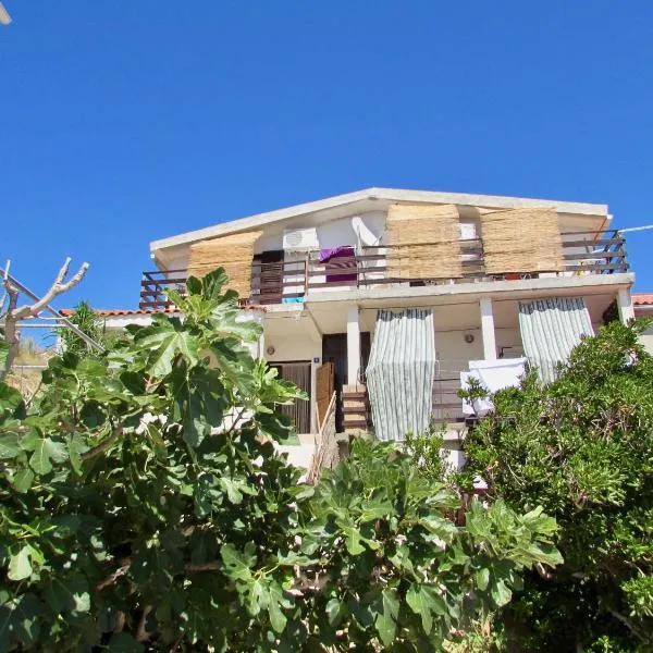 Apartments Dražica 4، فندق في زوبوفيتشي