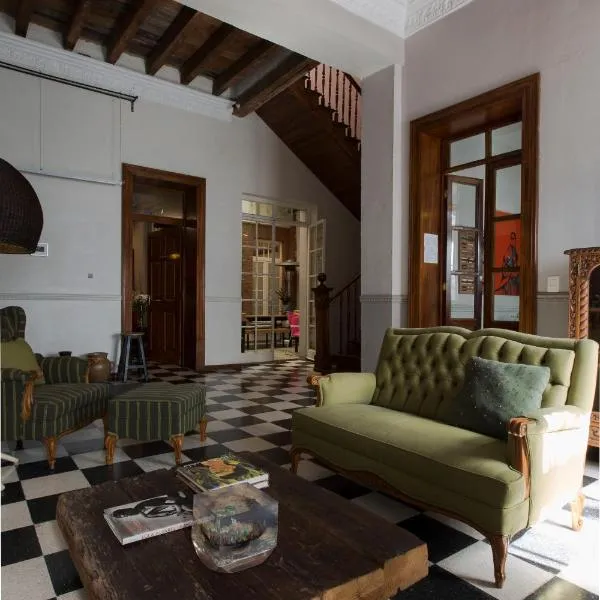 El Patio 77 B&B, hotel in Mexico City