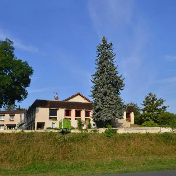 Logis Hotel Le Prieure, hotel in Chabenet