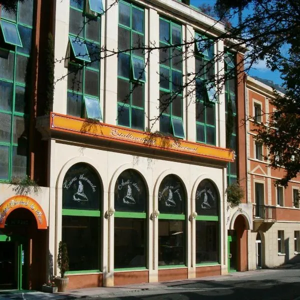 Résidence Thermale du Parc, hotel v destinaci Ornolac-Ussat-les-Bains