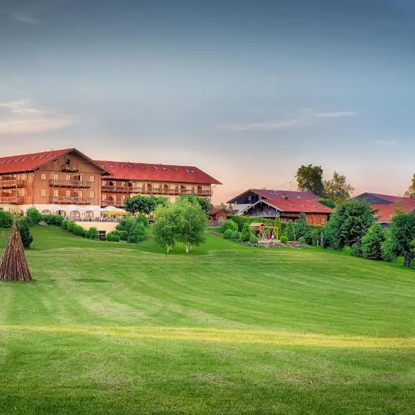 Hotel und Landgasthof Altwirt, hotel di Großhartpenning