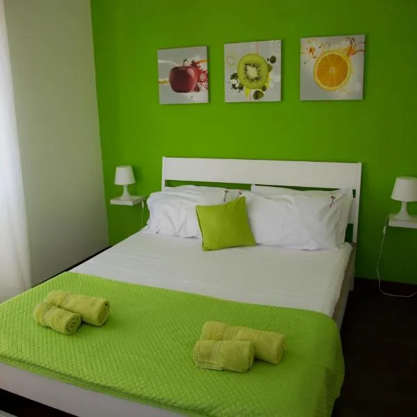 Fruit'n Joy – hotel w mieście Stresa
