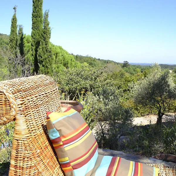La Briardière, hotel v destinácii Camélas