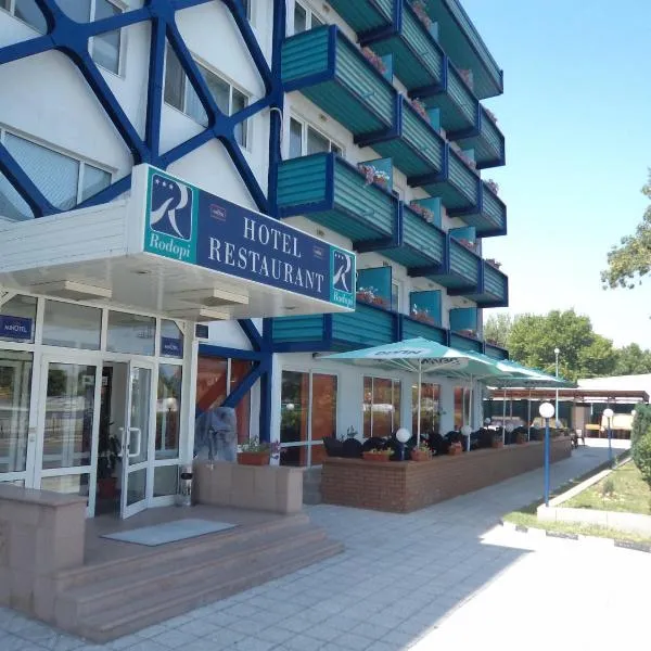 Viesnīca Rodopi Hotel Plovdivā