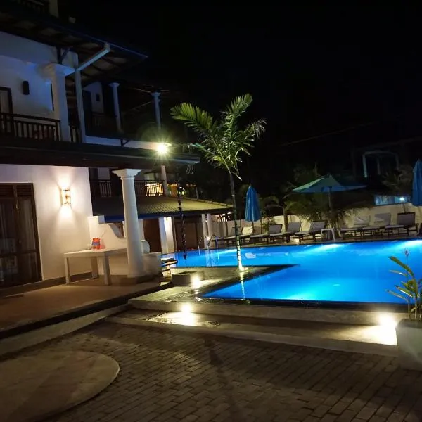 Malee Villa (Beach Inns Holiday Resort), hotel en Wellemadama