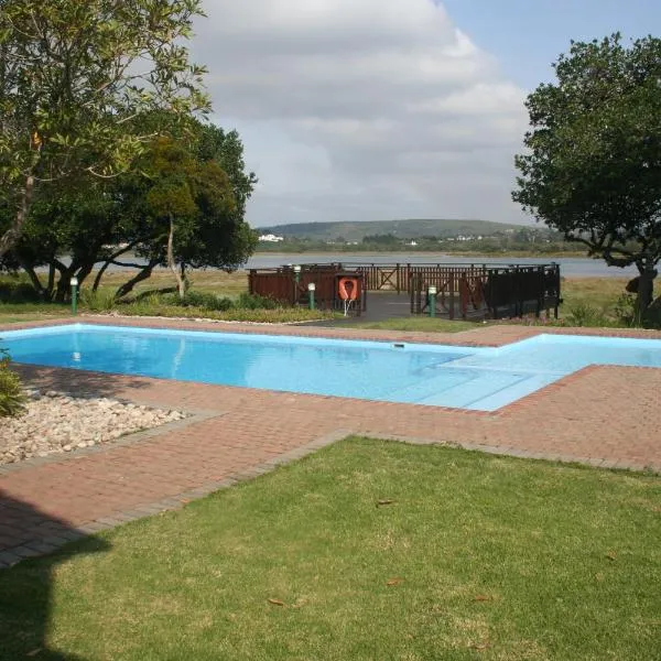 Keurbooms River Lodge 21, hotel en Keurboomstrand