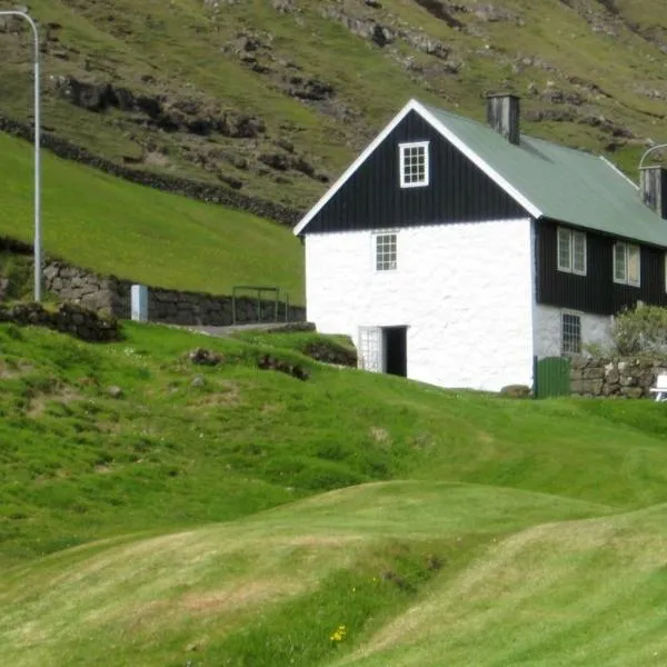 Idyllic house near river and ocean, hotel a Vestnanhavn