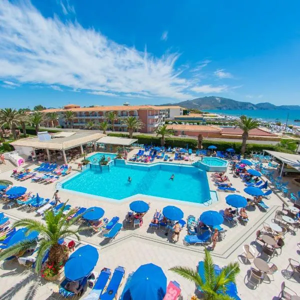 Poseidon Beach Hotel: Laganas şehrinde bir otel