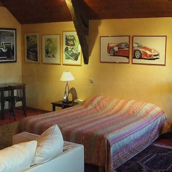 Le Relais des Arcandiers, hotel v destinaci Lohéac