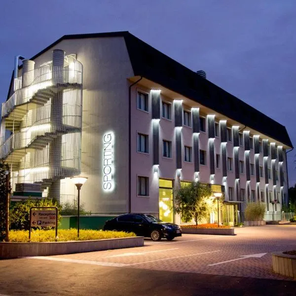 Hotel Sporting Cologno, hotel v destinaci Cologno Monzese
