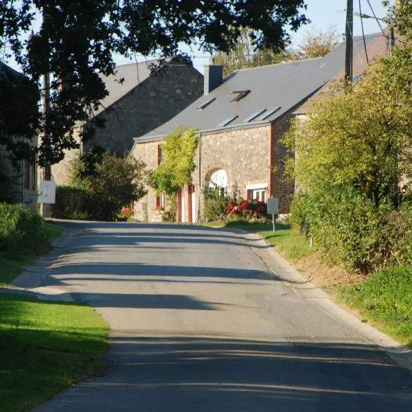 B&B Les Trois Voisins, hotel en Rienne