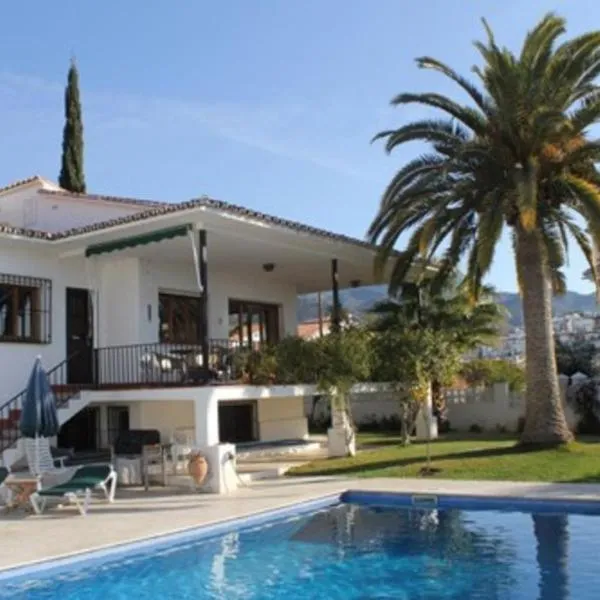 Villa Maria de Waard, khách sạn ở Nerja