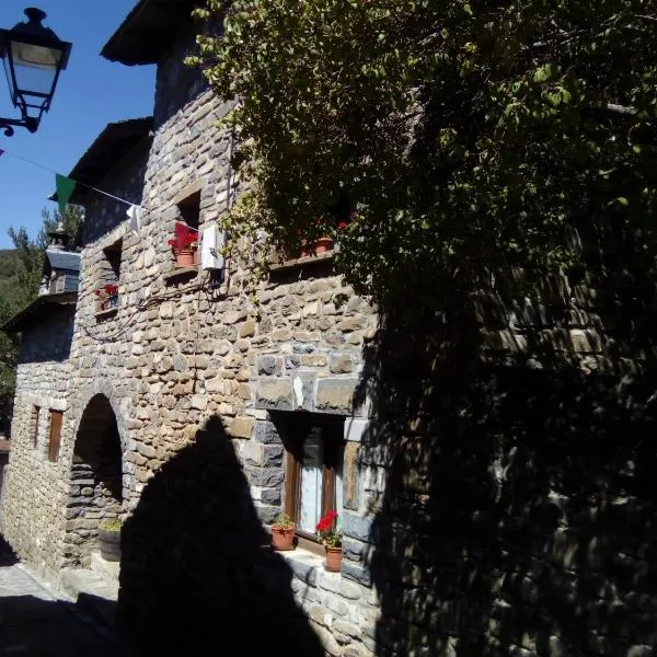 Casa del Arco, ξενοδοχείο σε Aísa