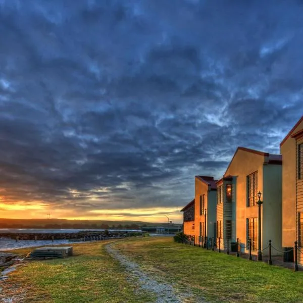 Stanley Village Waterfront Accommodation, hotel v destinaci Stanley
