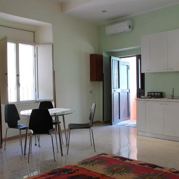 AnVi Apartment, hotel em Pollena Trocchia