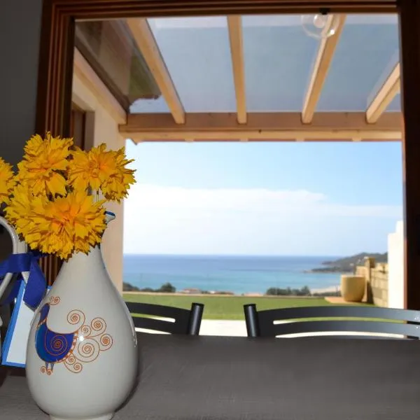 La Costa Est Villa con Vista Mare in Ogliastra Sardegna, hotel v destinácii Tertenìa