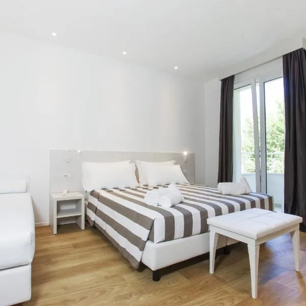 Hotel Houston Suites, hotel a Rimini