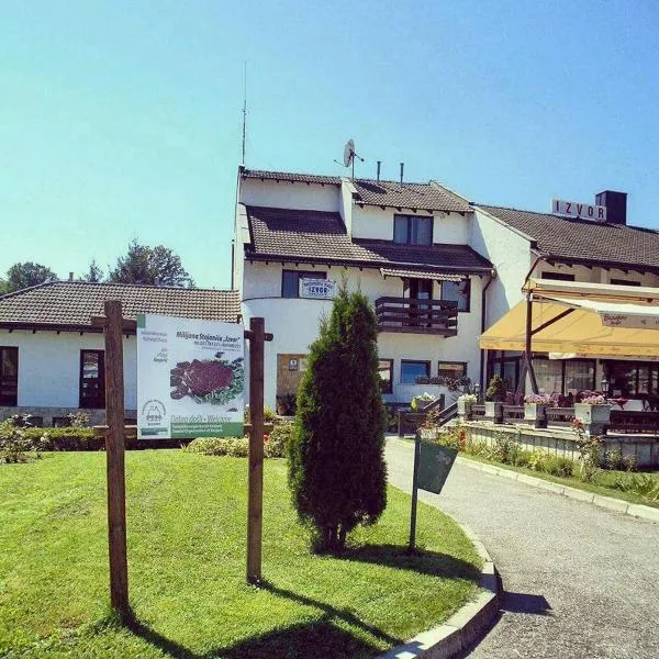 B&B Izvor โรงแรมในKosjerić