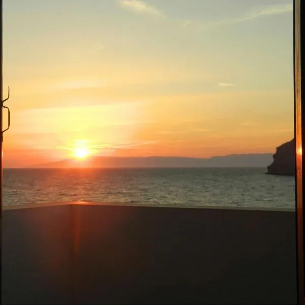 Armyra Hotel, hotel v destinaci Skala