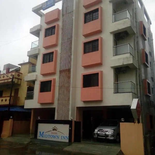 Hotel Midtown Inn, hotel v destinaci Trimbak