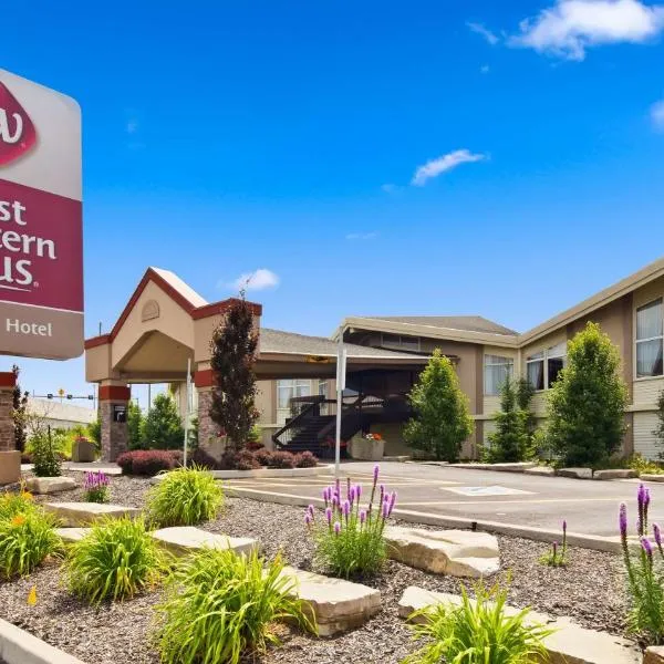 Best Western Plus Durham Hotel & Conference Centre, hotel v destinácii Oshawa