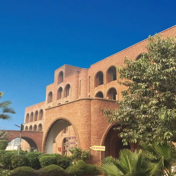 Magsons Resorts, hotel en Vrindāvan