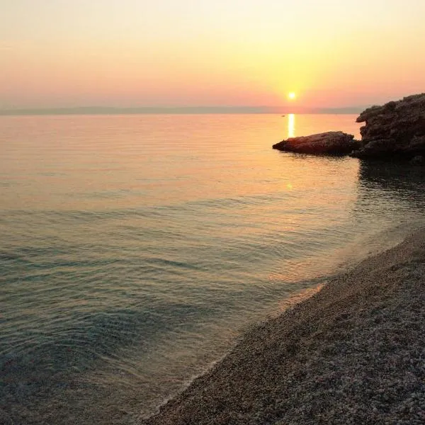 Quercus Apartment, hotel v Stari Baški