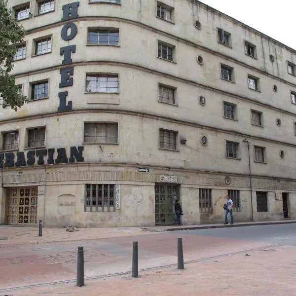 Hotel San Sebastian, хотел в Богота