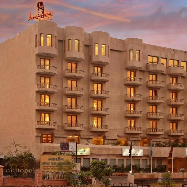 아메르에 위치한 호텔 Lords Plaza Jaipur