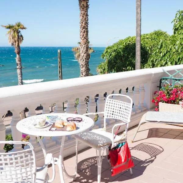 Hotel Villa La Brise, hotell i Sanremo