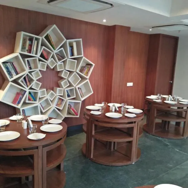 Holy River Hotel photo 2