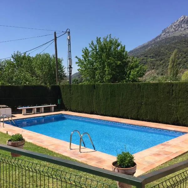 Casas San Cristóbal by CasaTuristica, hotel v destinaci Jimera de Líbar