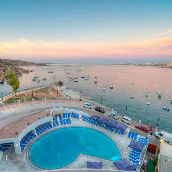 Ambassador Hotel: St Paul's Bay şehrinde bir otel