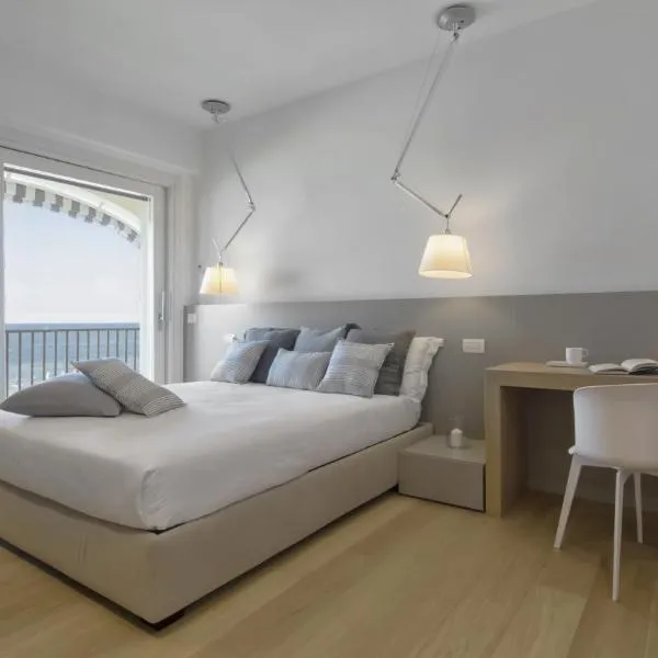 Luxury Suites Collection - Milano 33, hotel in Riccione