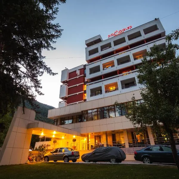 Hotel Domogled, hotell i Băile Herculane