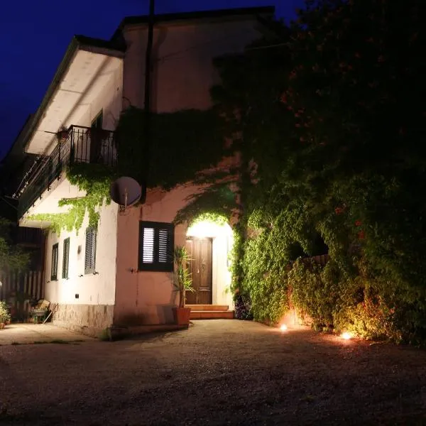 L'angolo Nascosto, hotel in Contursi Terme