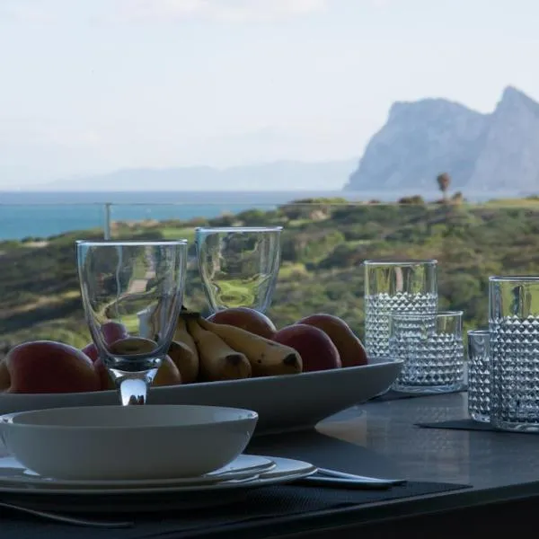 Luxury Apartment Sea, Golf and Gibraltar View、アルカイデサのホテル