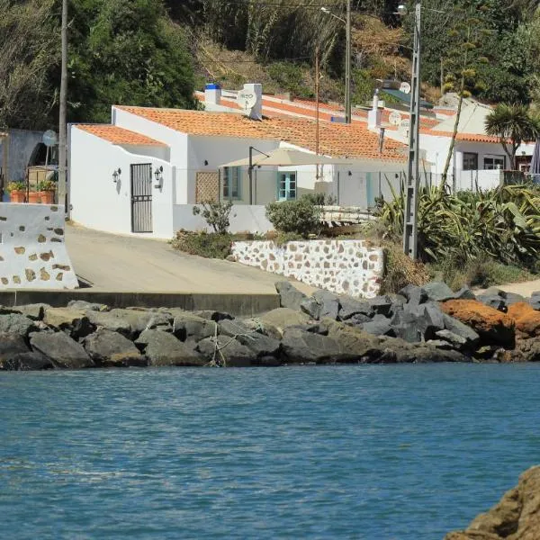 Chalé da Baía, hotel v destinaci Porto Covo