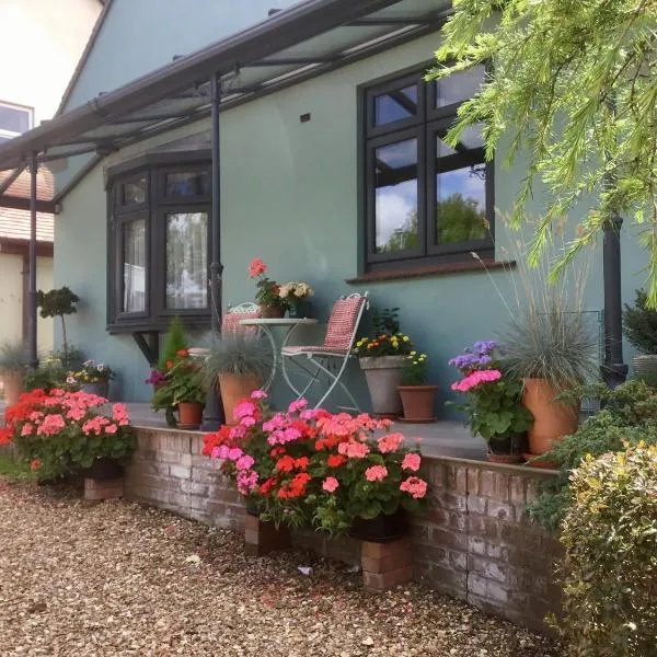 Weston Cottage, hotel din Sturminster Marshall