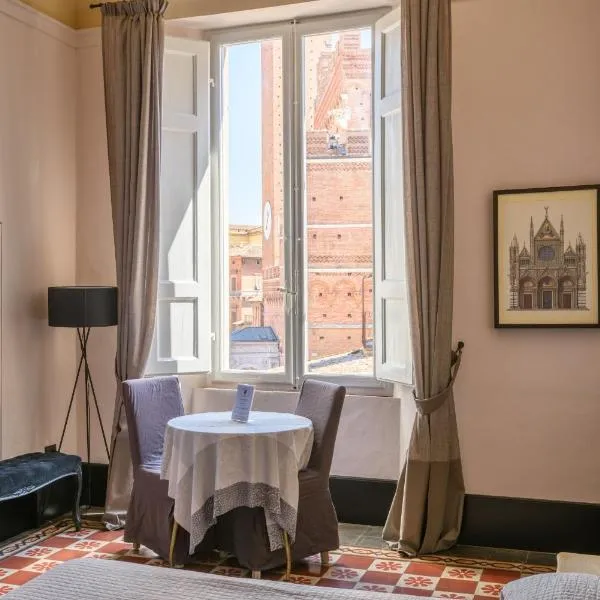 La Terrazza Sul Campo-Rooms Only: Tognazza'da bir otel