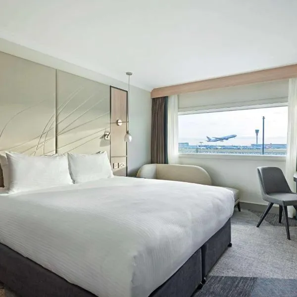 Hyatt Place London Heathrow Airport โรงแรมในฮิลลิงดัน