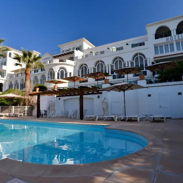 Auberge De La Calanque – hotel w mieście Le Lavandou