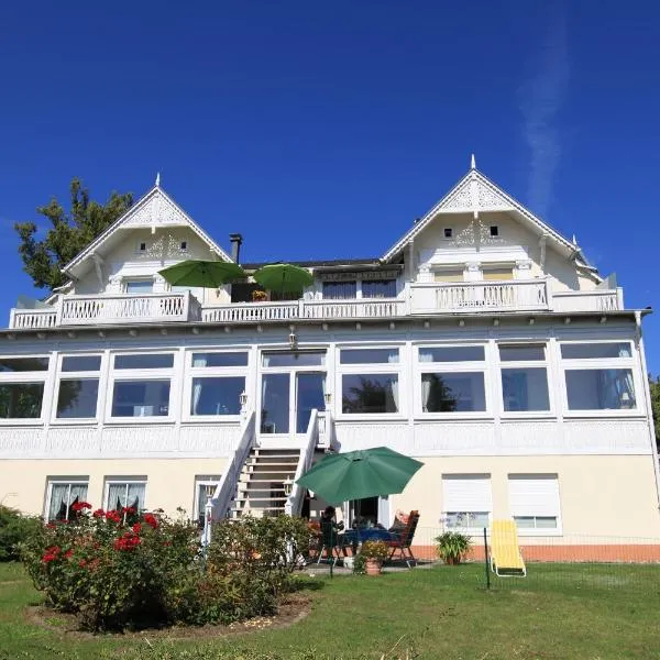 Ferienwohnung Seerose mit Terrasse, Hotel in Sassnitz