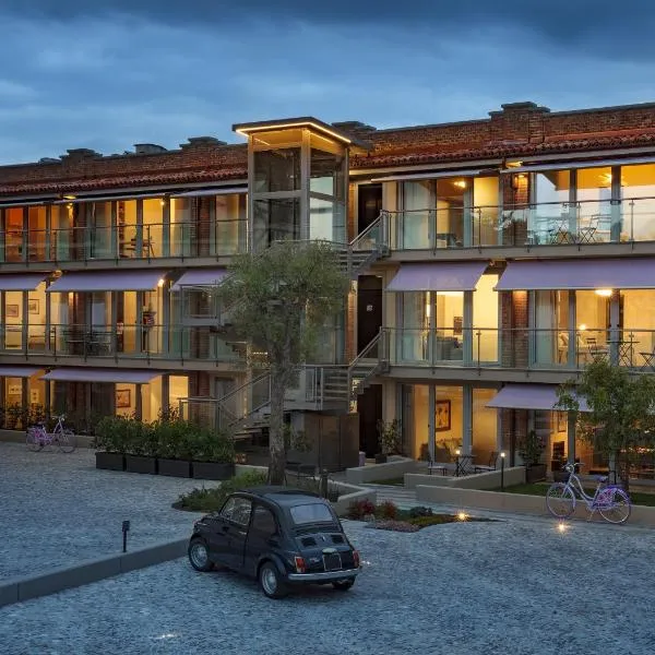 Rivetto Suites, hotel v Albe