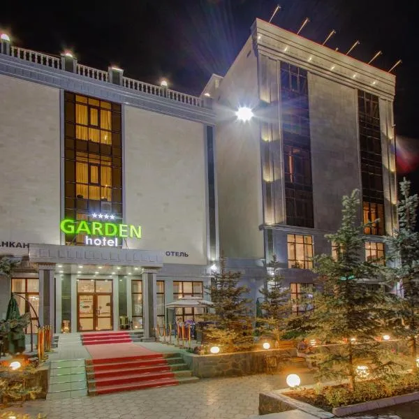Garden Hotel – hotel w mieście Kant