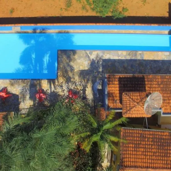 Pousada Rosa dos Ventos, hotel v destinaci Delfinópolis