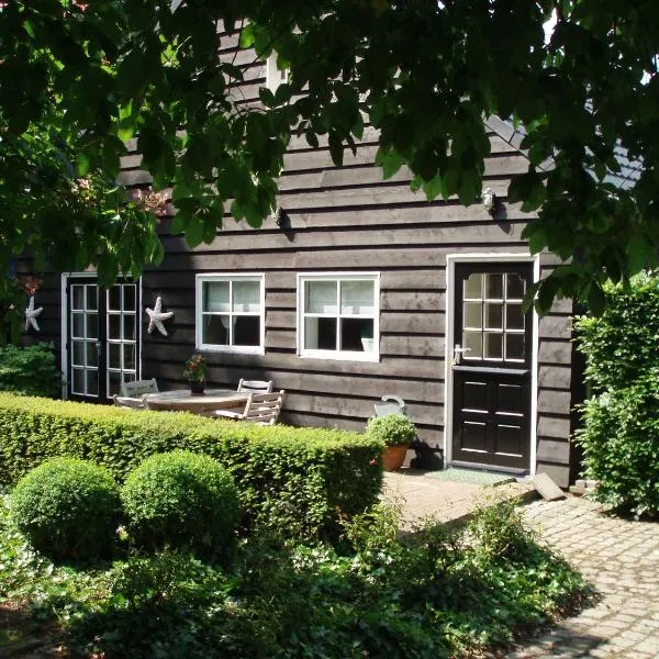 d'Ouwe stal, hotell i Axel
